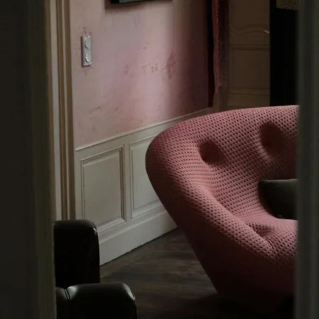 Jardin D'hiver De 70 M2 Bed & Breakfast