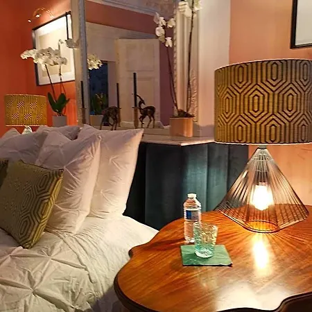 Jardin D'hiver De 70 M2 住宿加早餐酒店