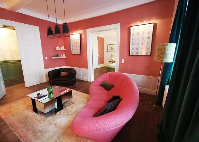 Jardin D'hiver De 70 M2 Bed & Breakfast Cassel