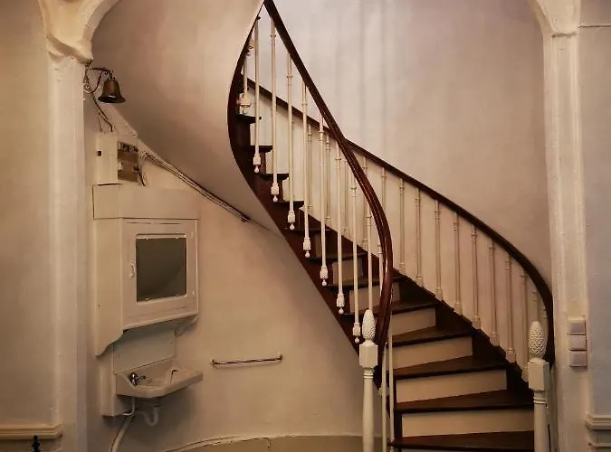 Bed & Breakfast Jardin D'hiver De 70 M2